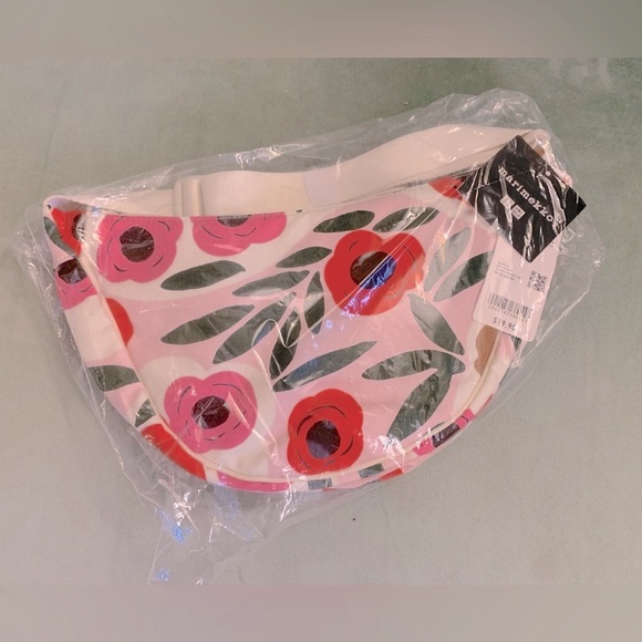 Uniqlo-Marimekko collaboration 2024 Summer Limited edition collection - Picture 7 of 10